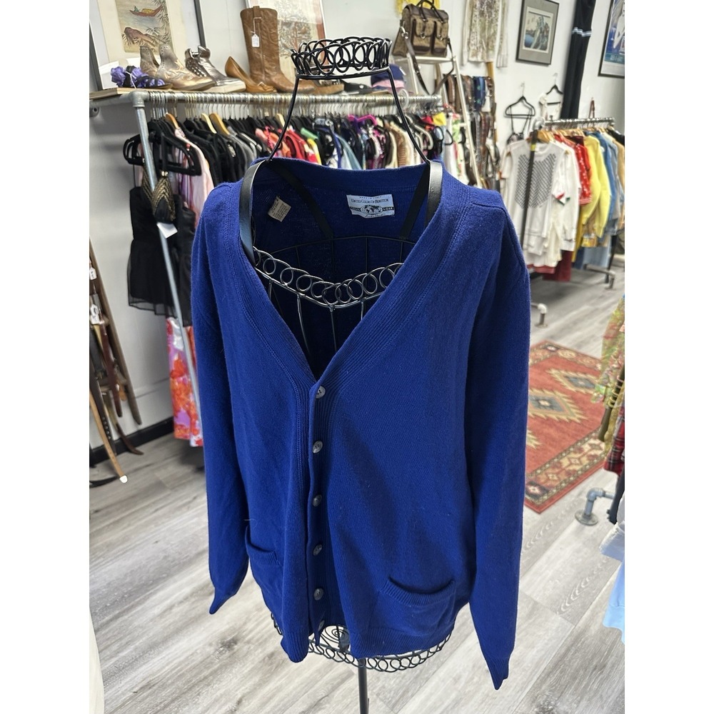 Vintage United Colors of Benetton Lambs Wool Navy Blue Cardigan Size 50